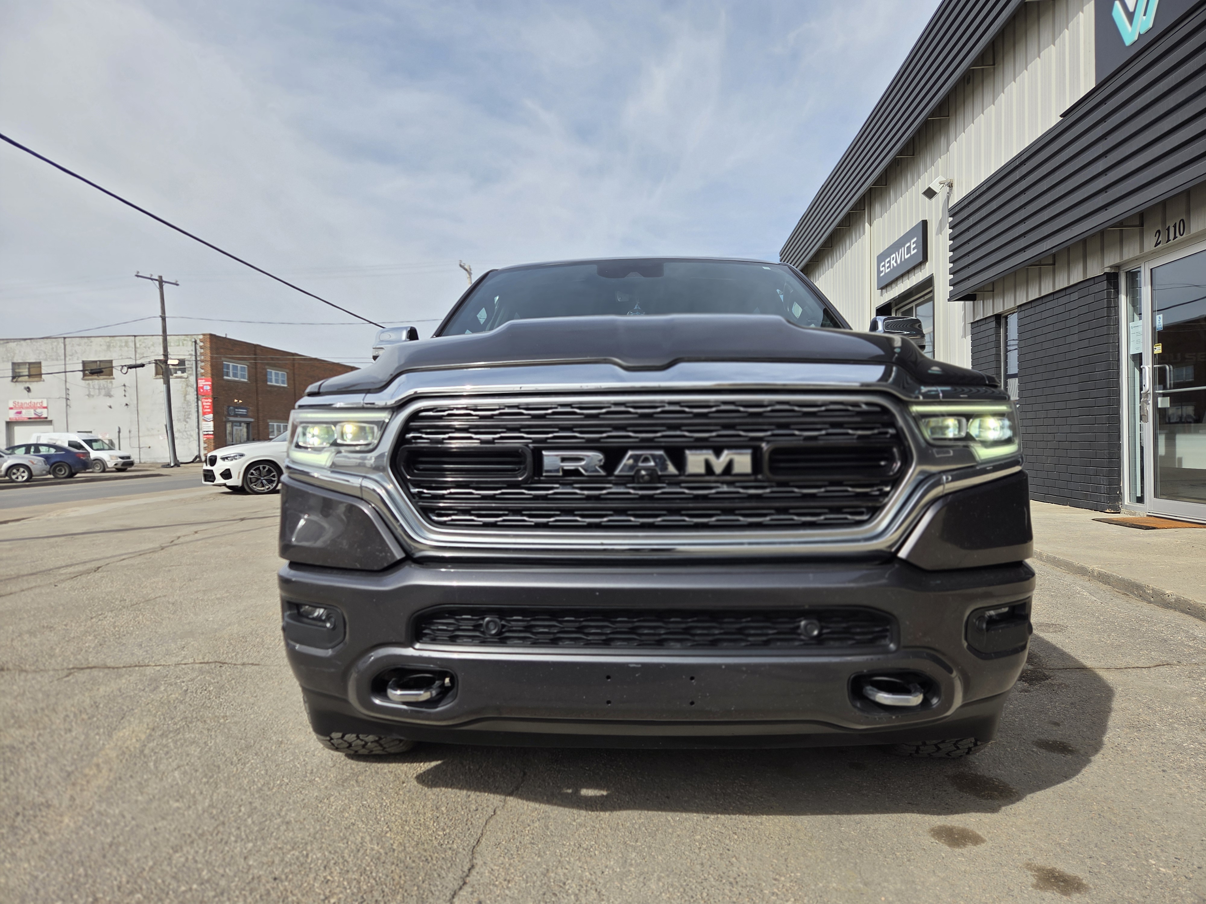 2021 RAM 1500 — photo 2