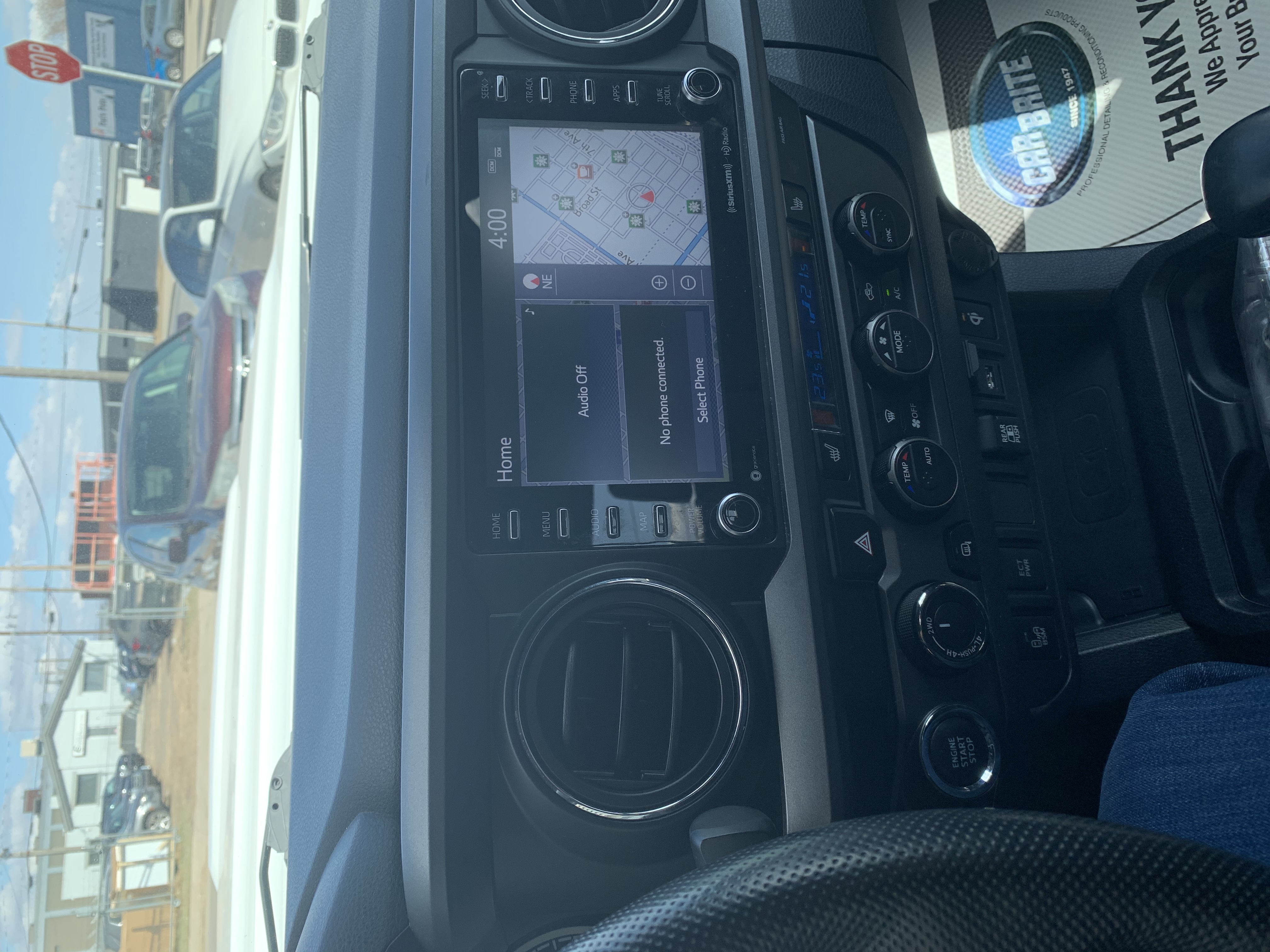 2020 TOYOTA Tacoma — photo 7