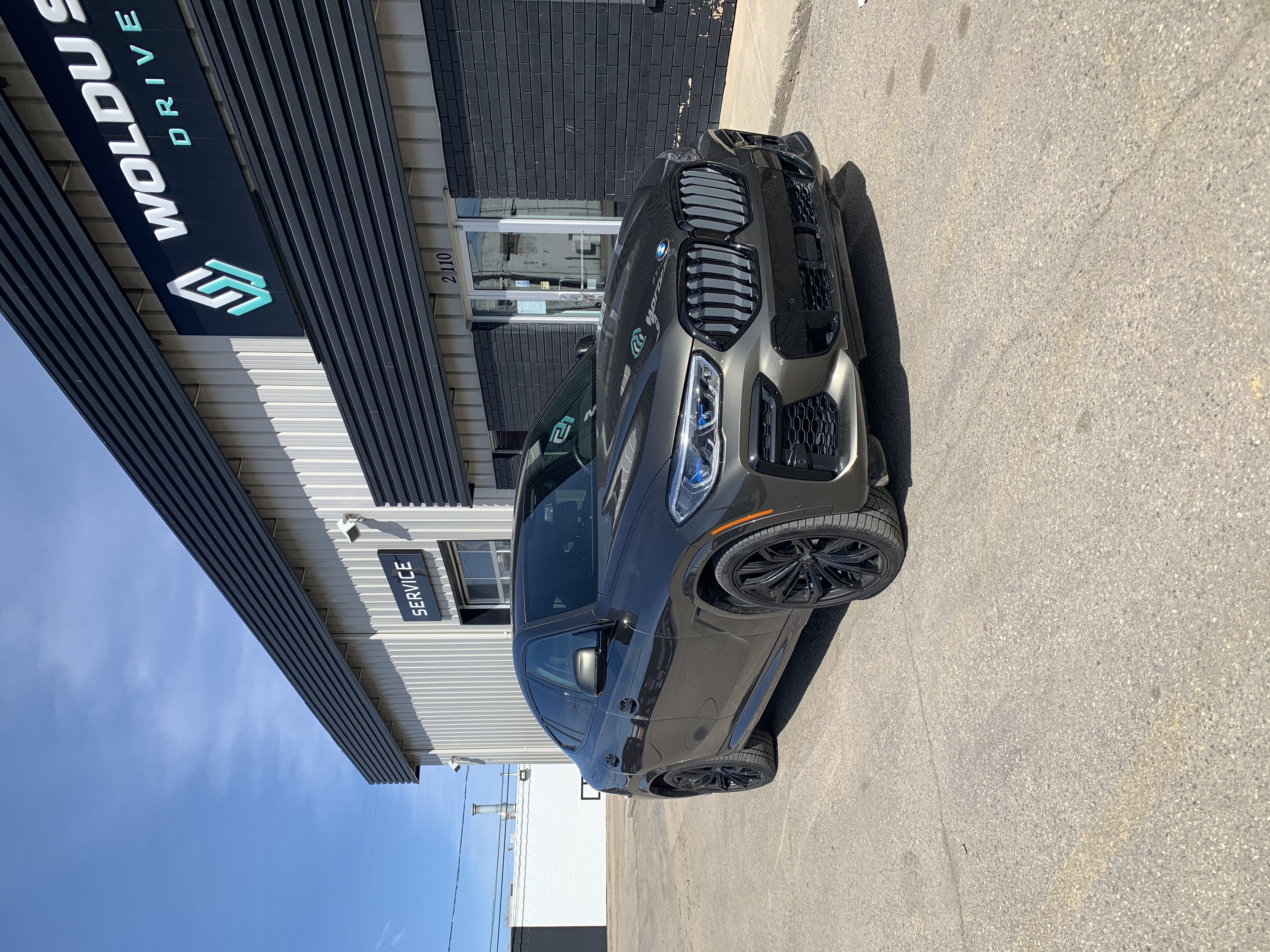 2022 BMW X6 — photo 2
