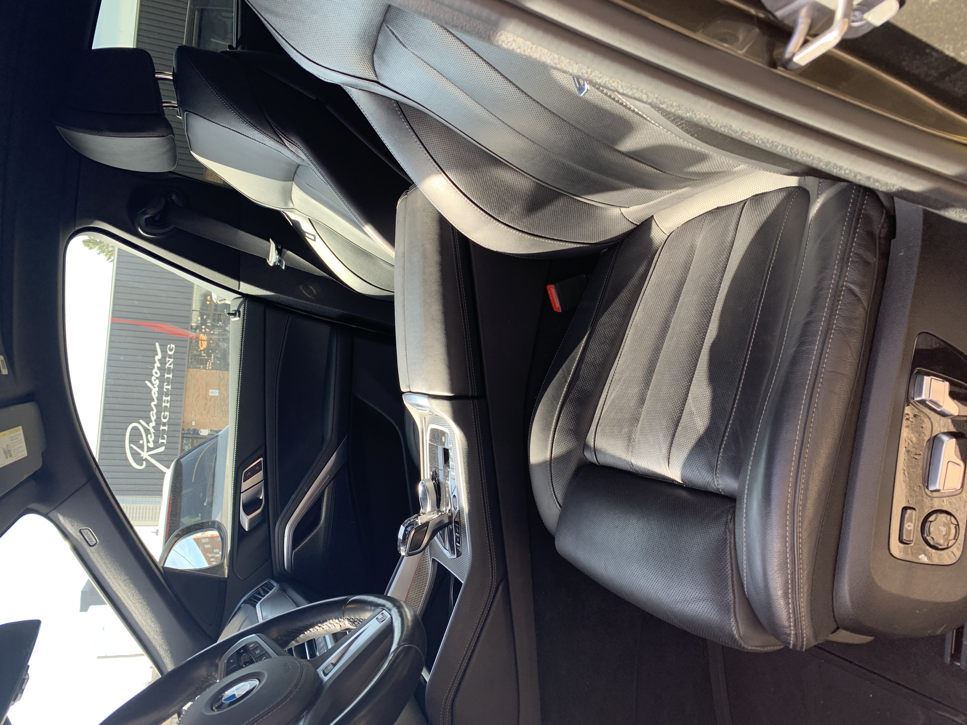 2022 BMW X6 — photo 8