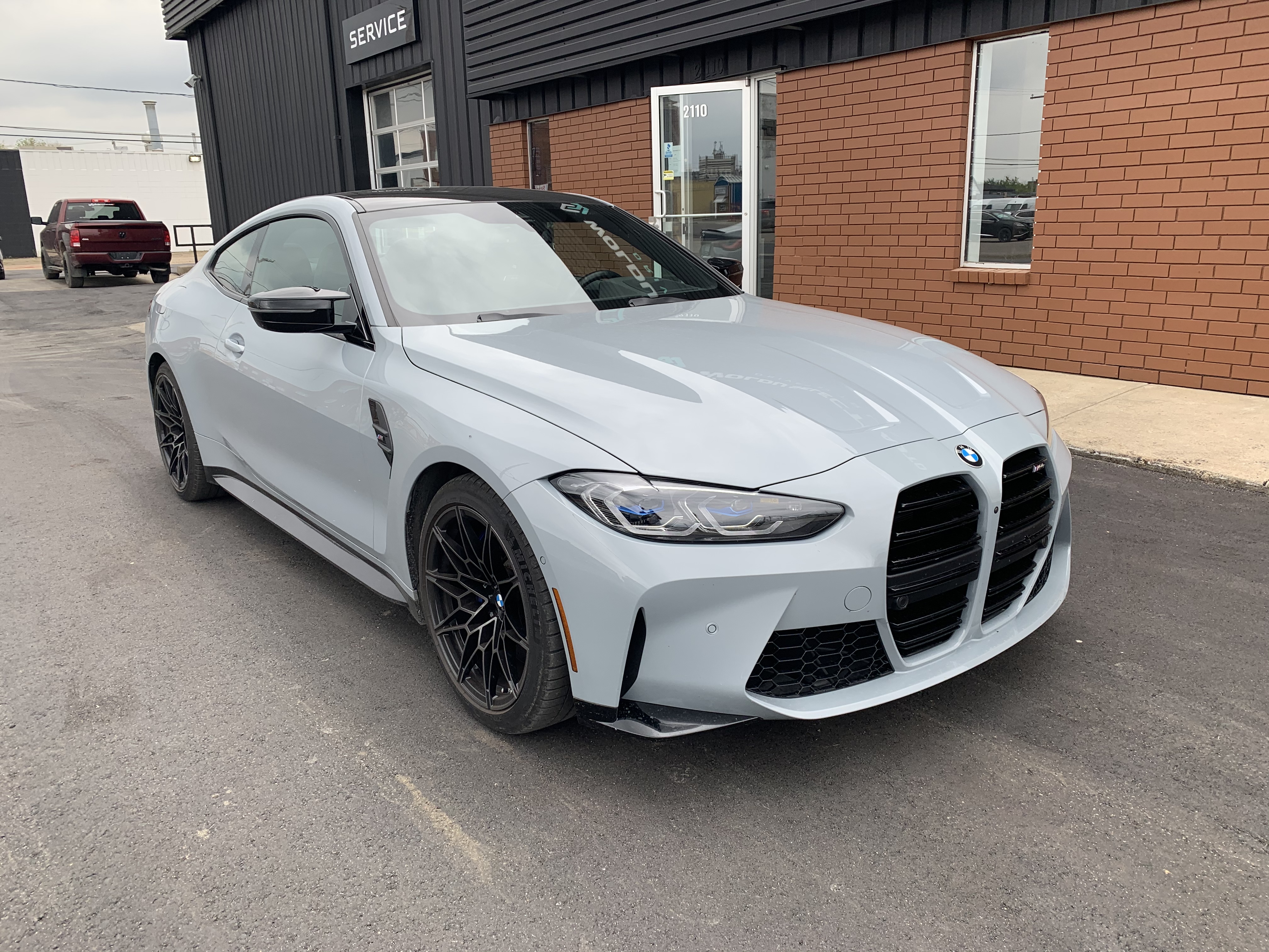 2021 BMW M4 — photo 2