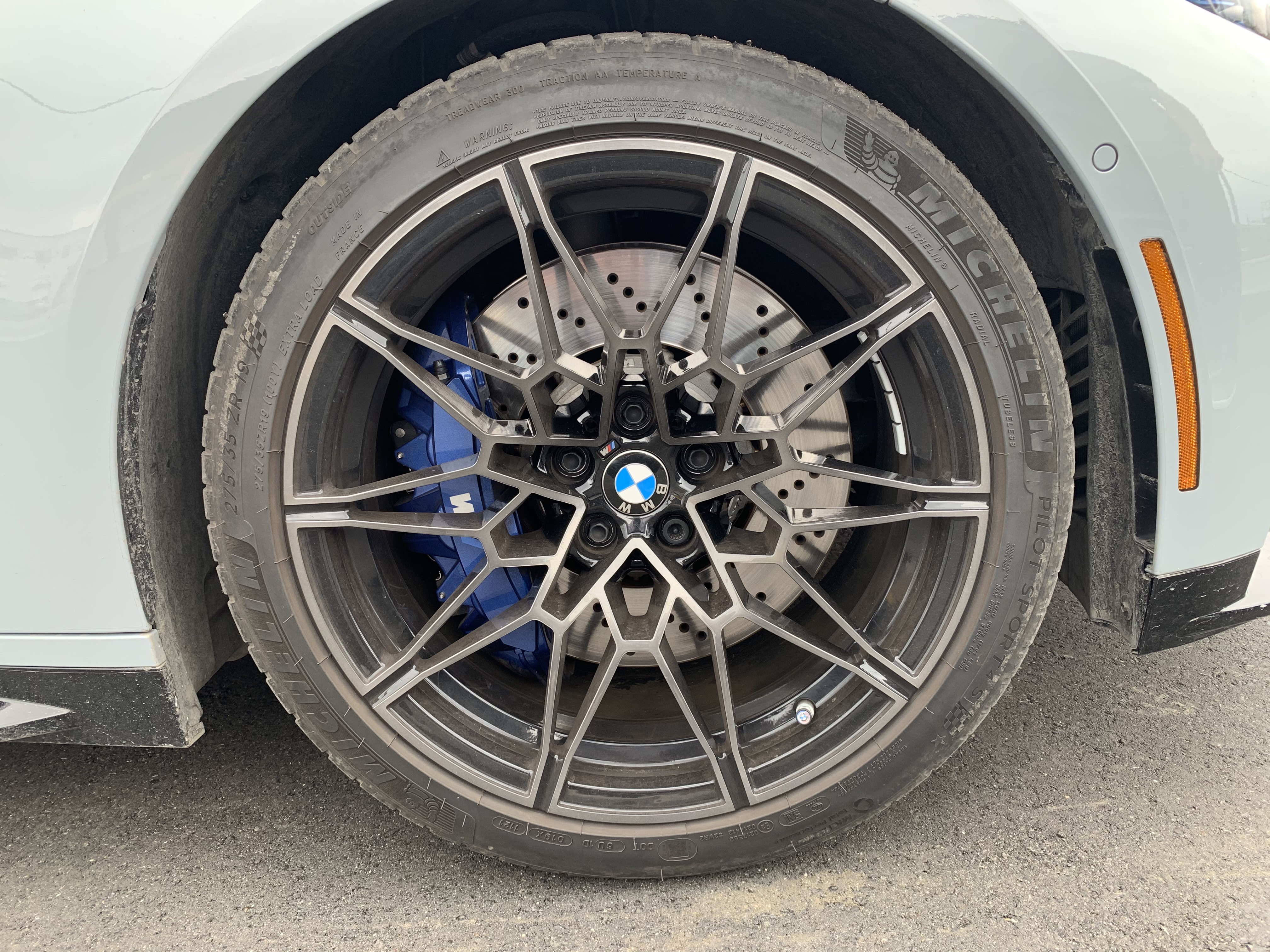 2021 BMW M4 — photo 4
