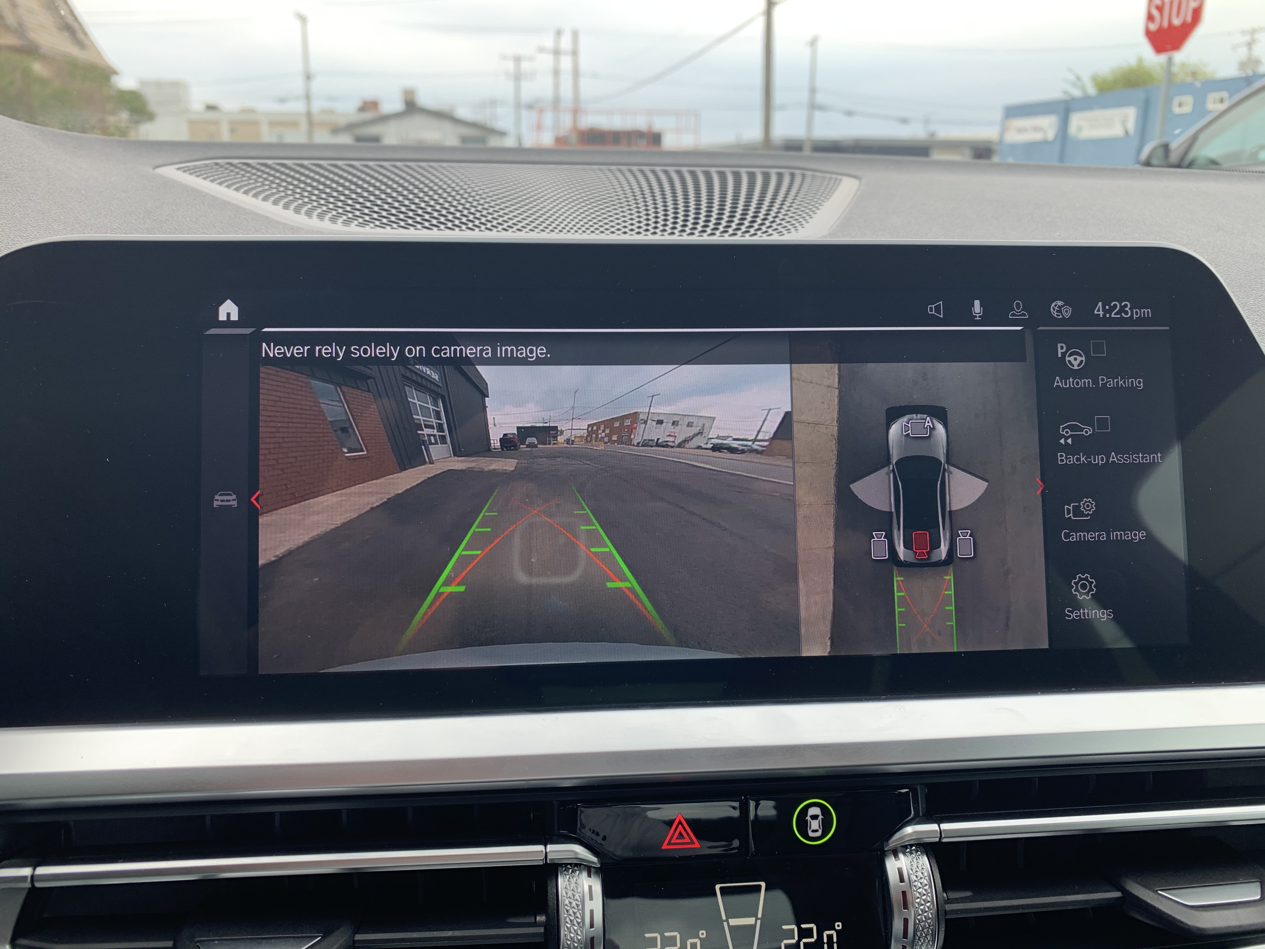 2021 BMW M4 — photo 9