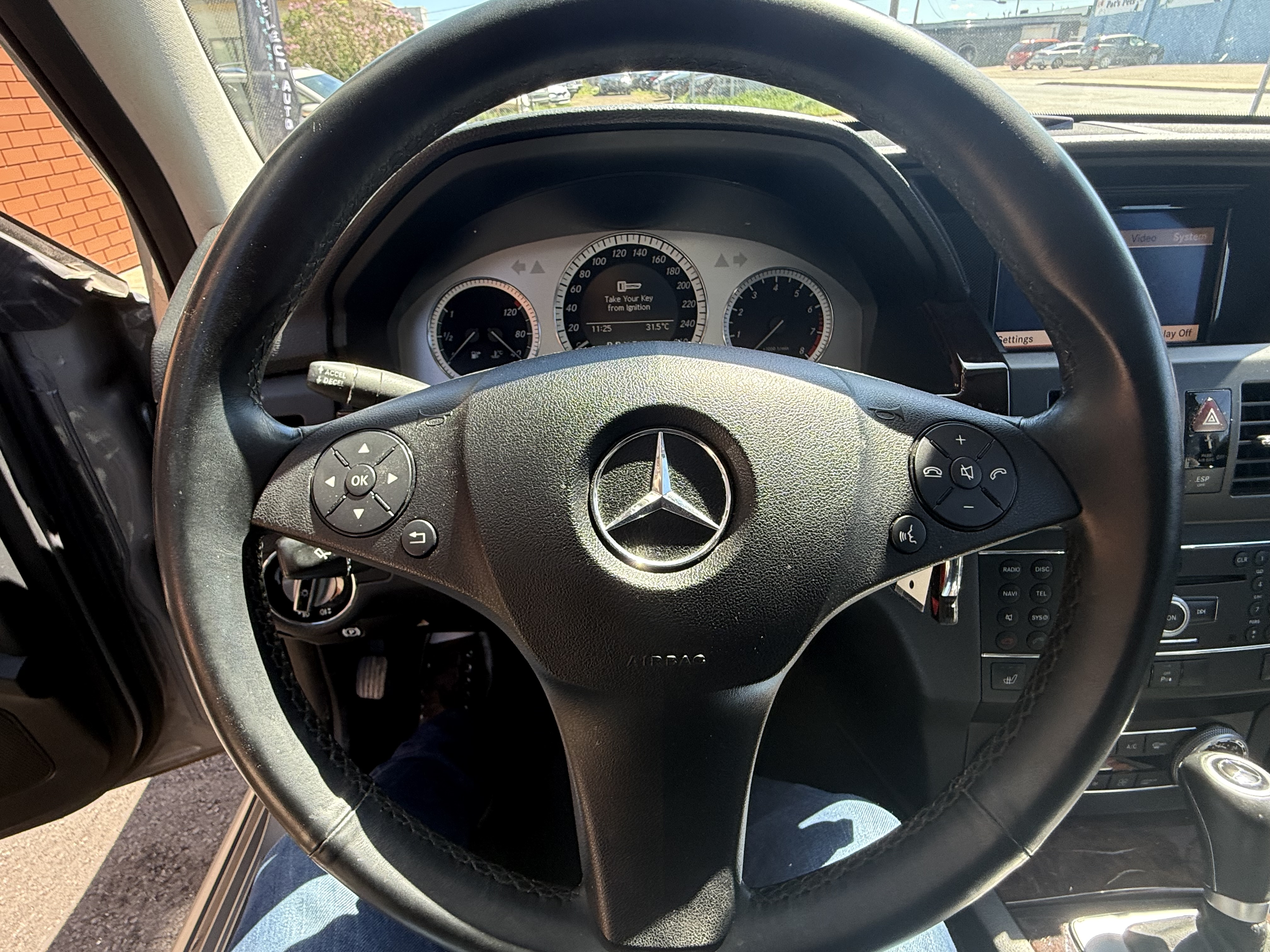 2010 MERCEDES-BENZ GLK-Class — photo 4