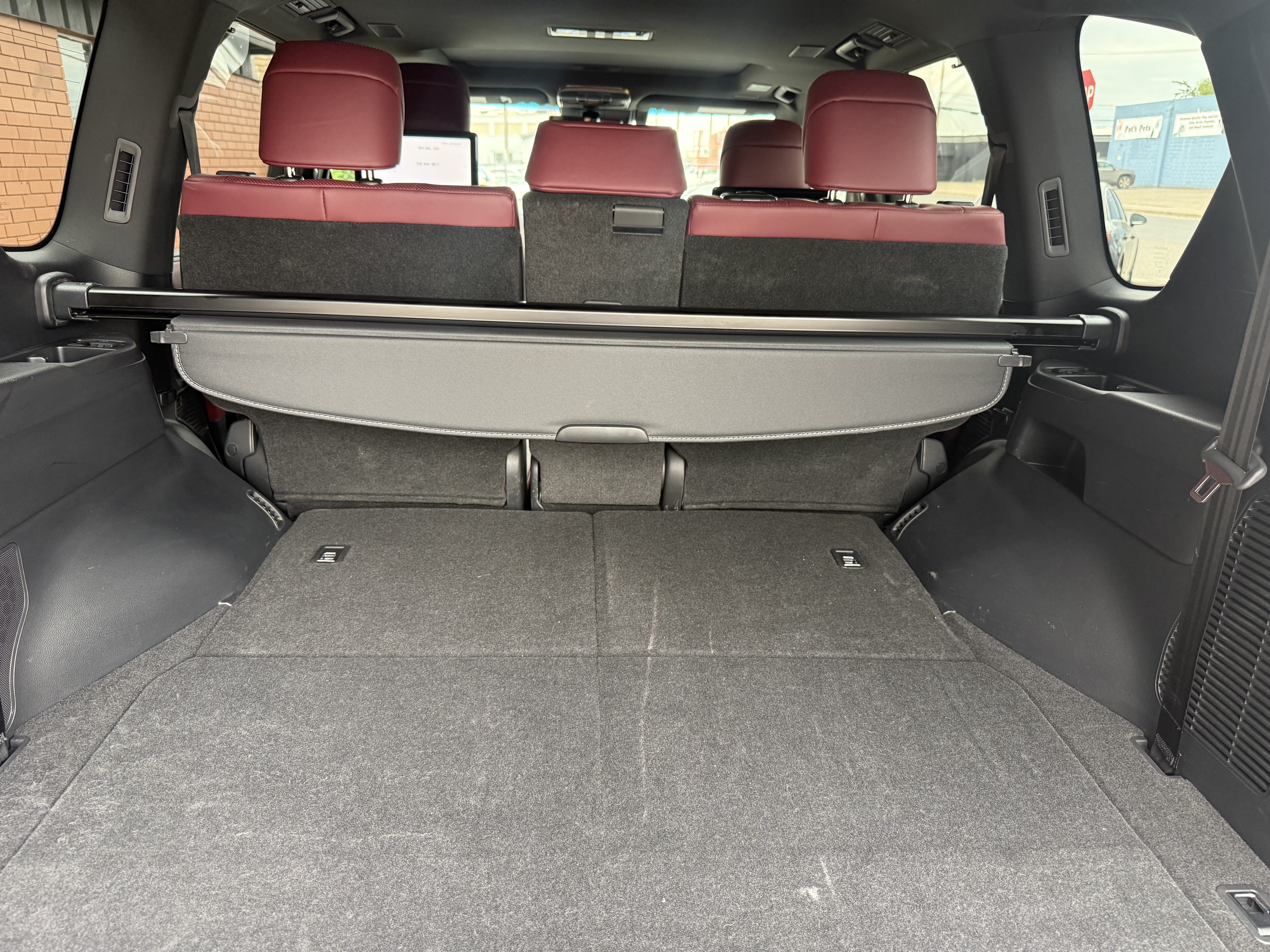 2024 LEXUS LX — photo 6