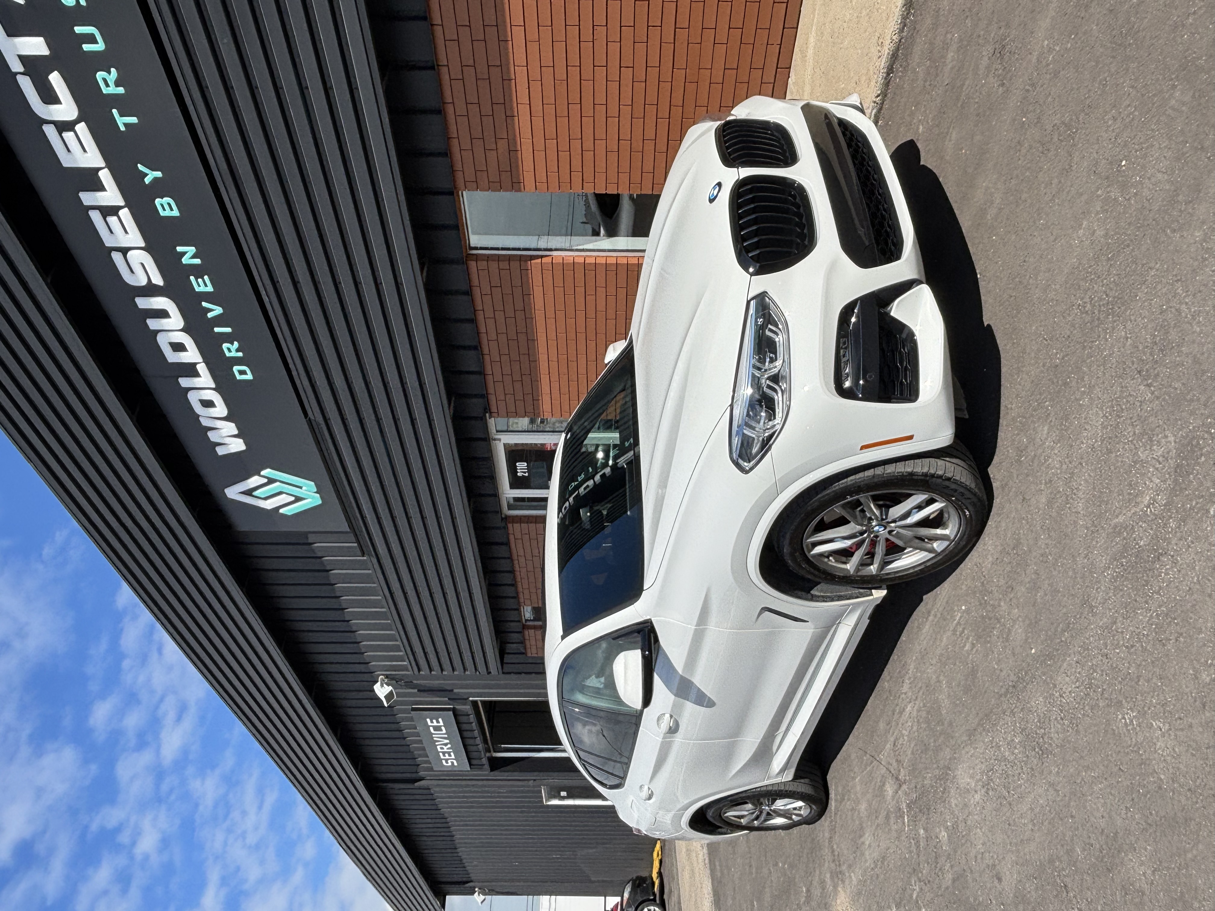 2021 BMW X4 — photo 2