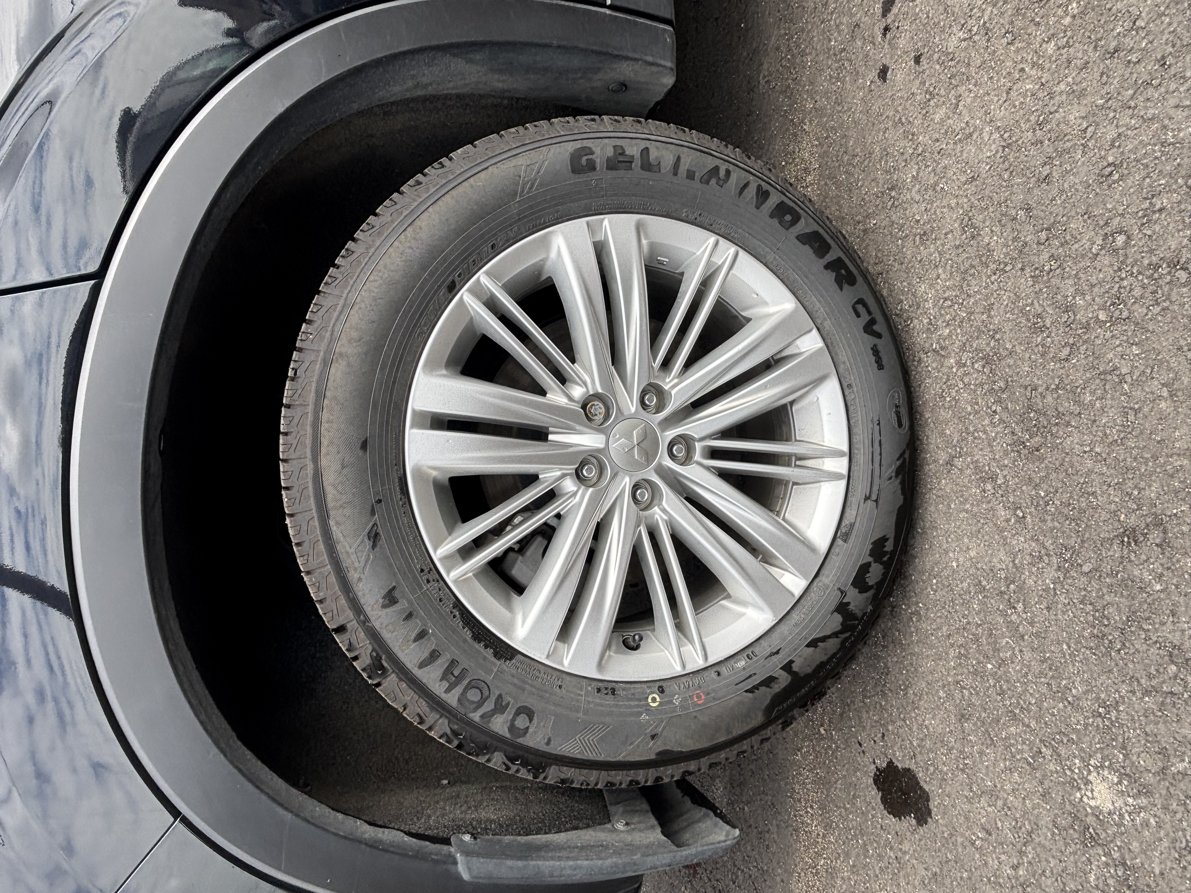 2024 MITSUBISHI Outlander — photo 5