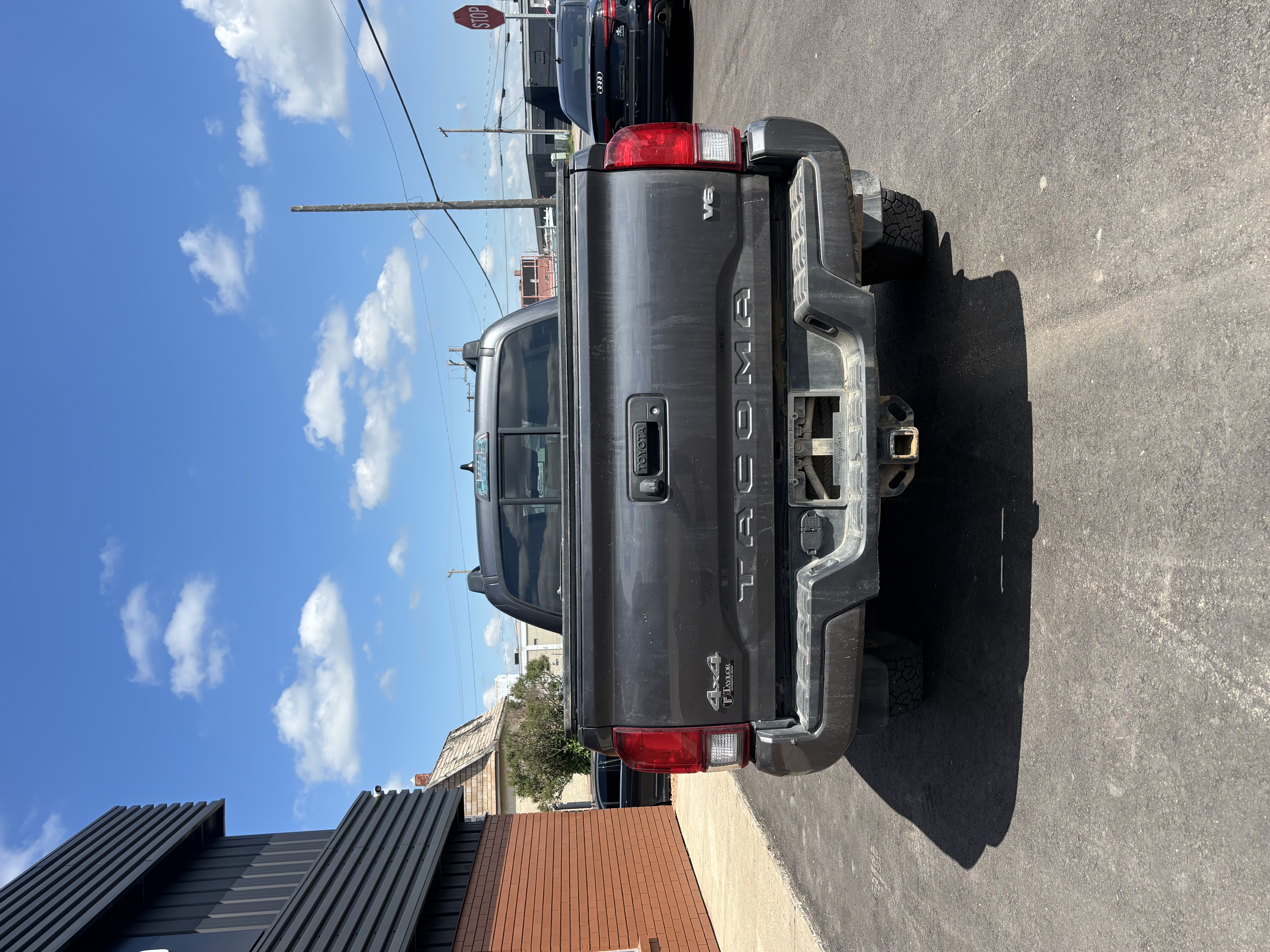 2022 TOYOTA Tacoma — photo 5