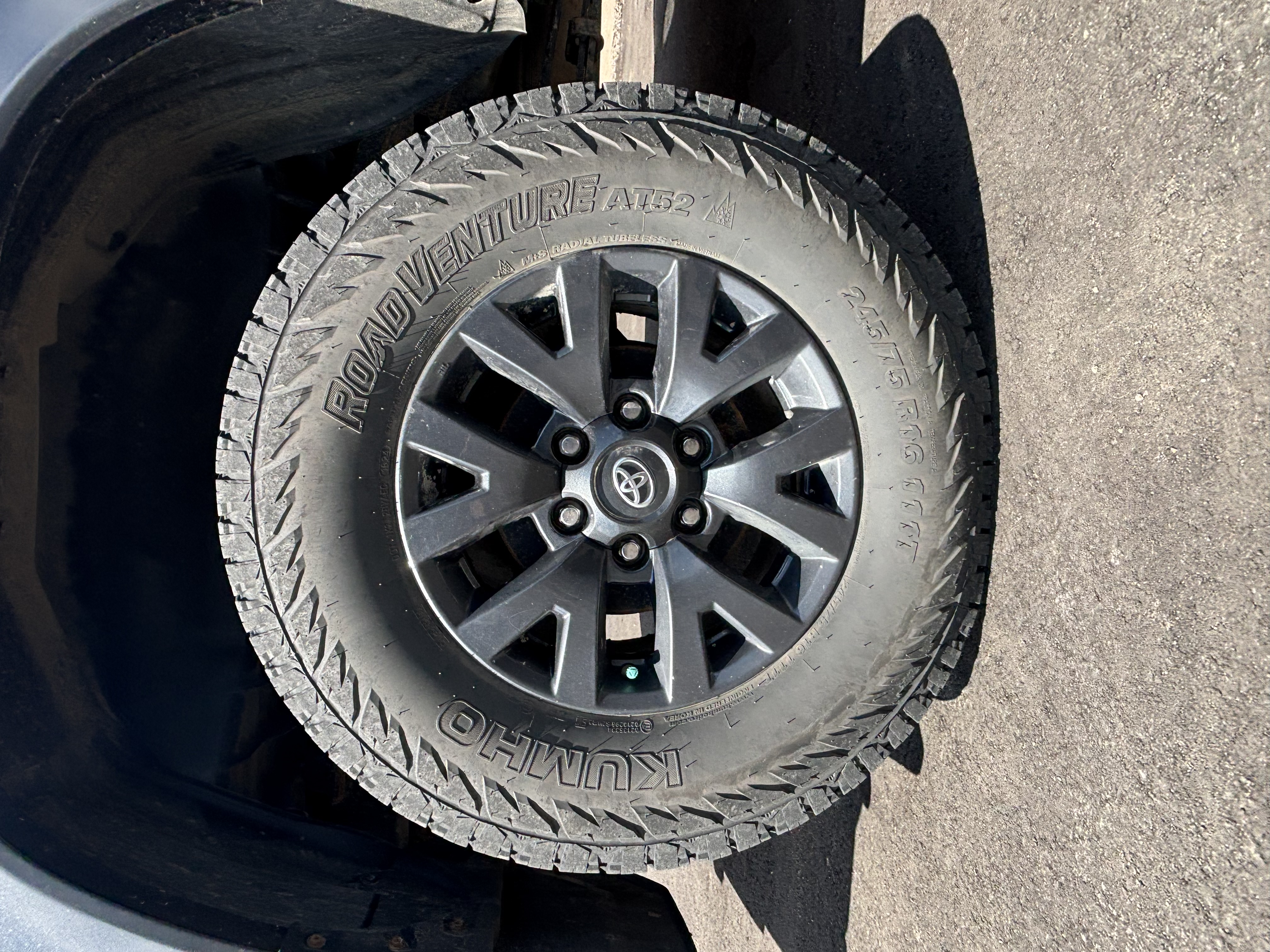 2022 TOYOTA Tacoma — photo 6