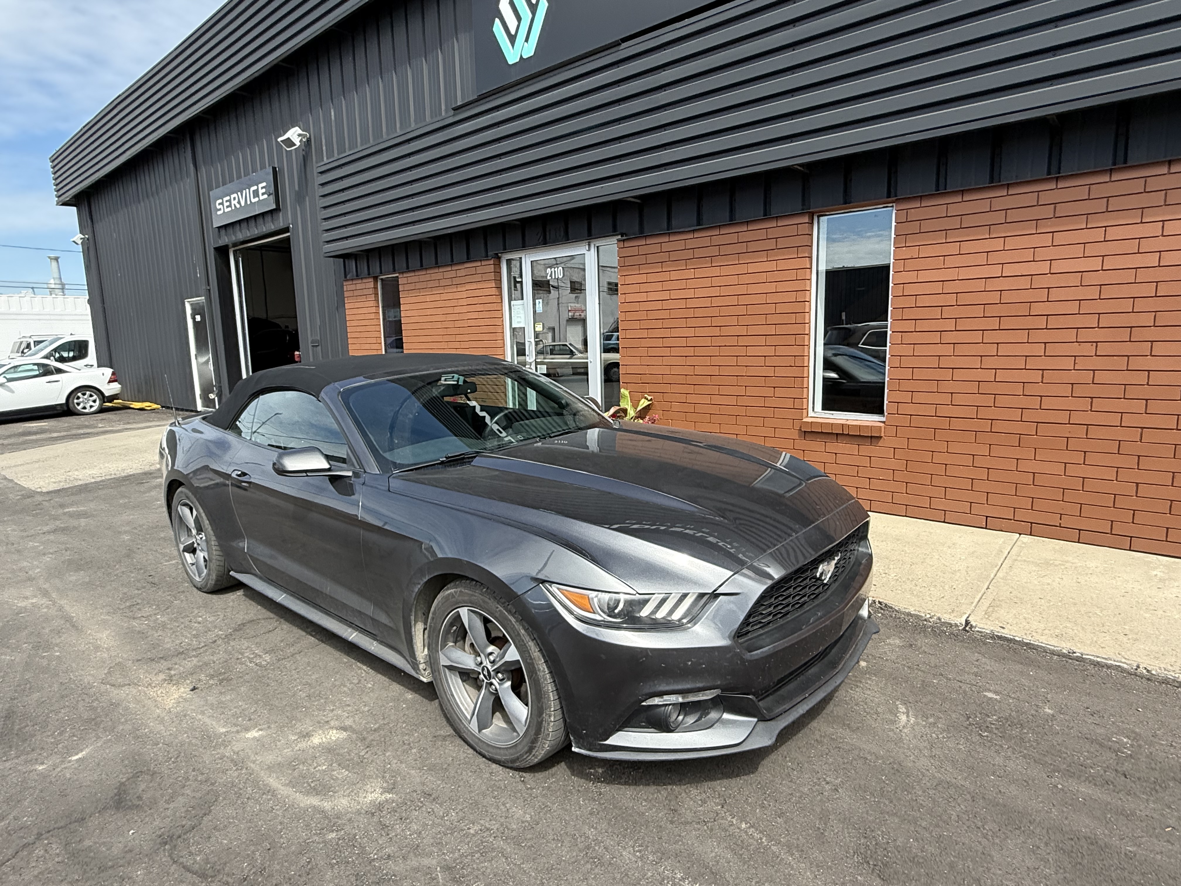 2016 FORD Mustang — photo 2