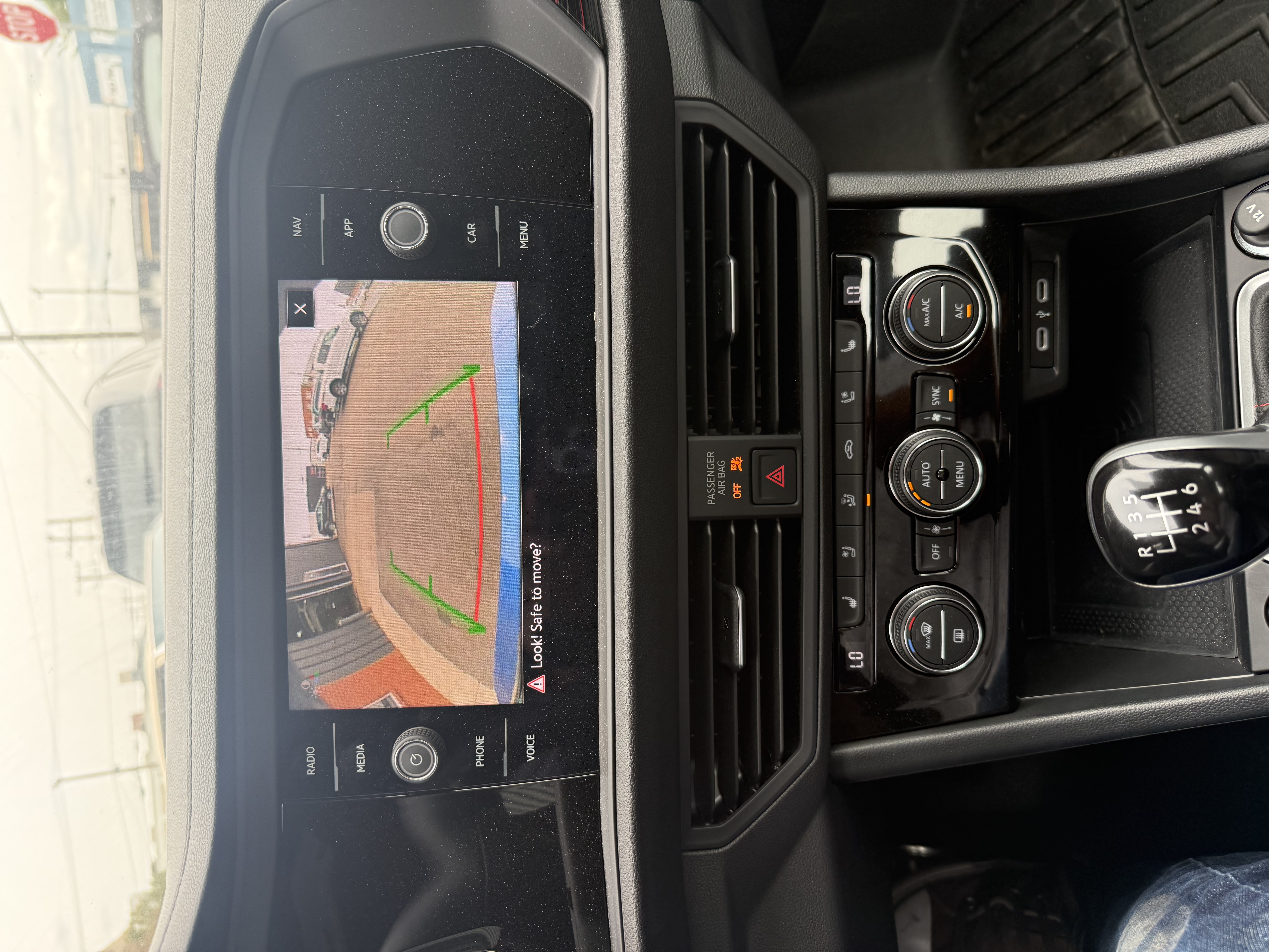 2023 VOLKSWAGEN Jetta GLI — photo 10