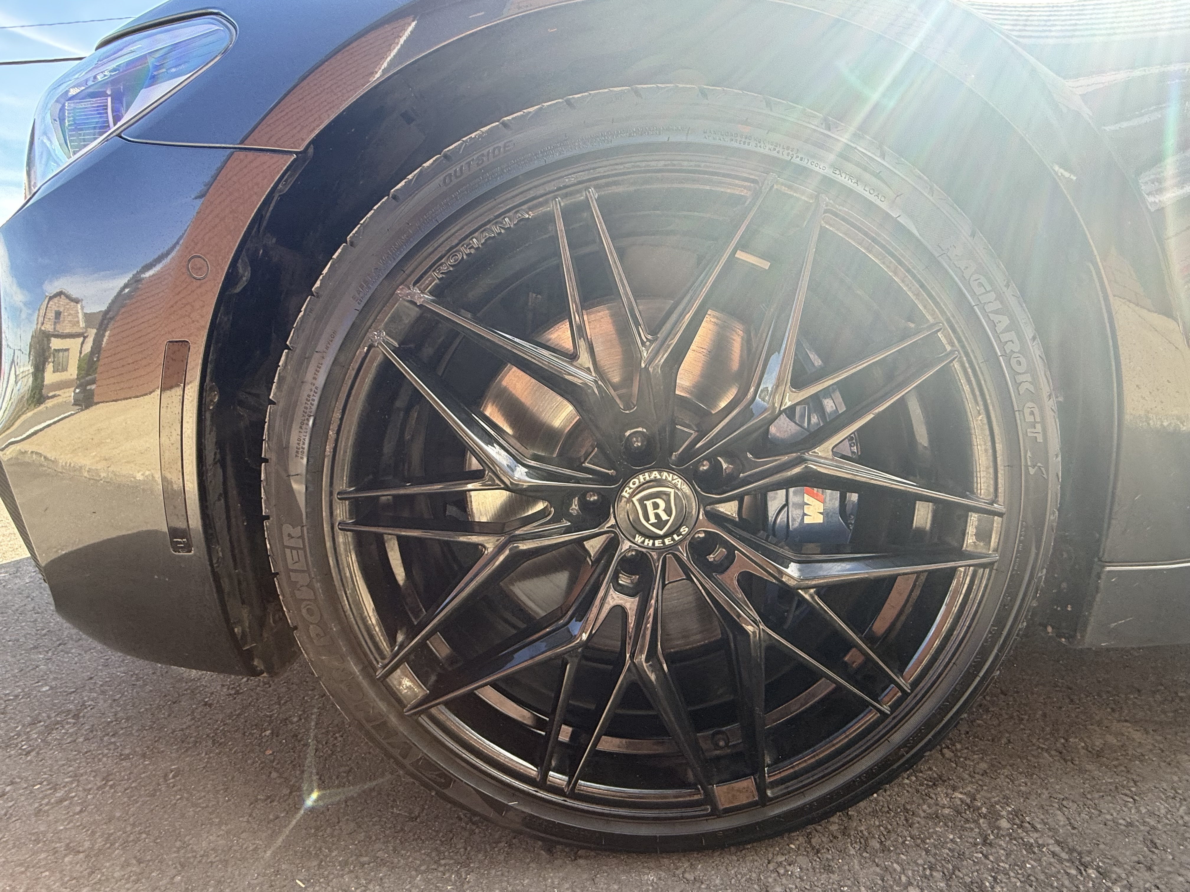 2018 BMW M550i — photo 4