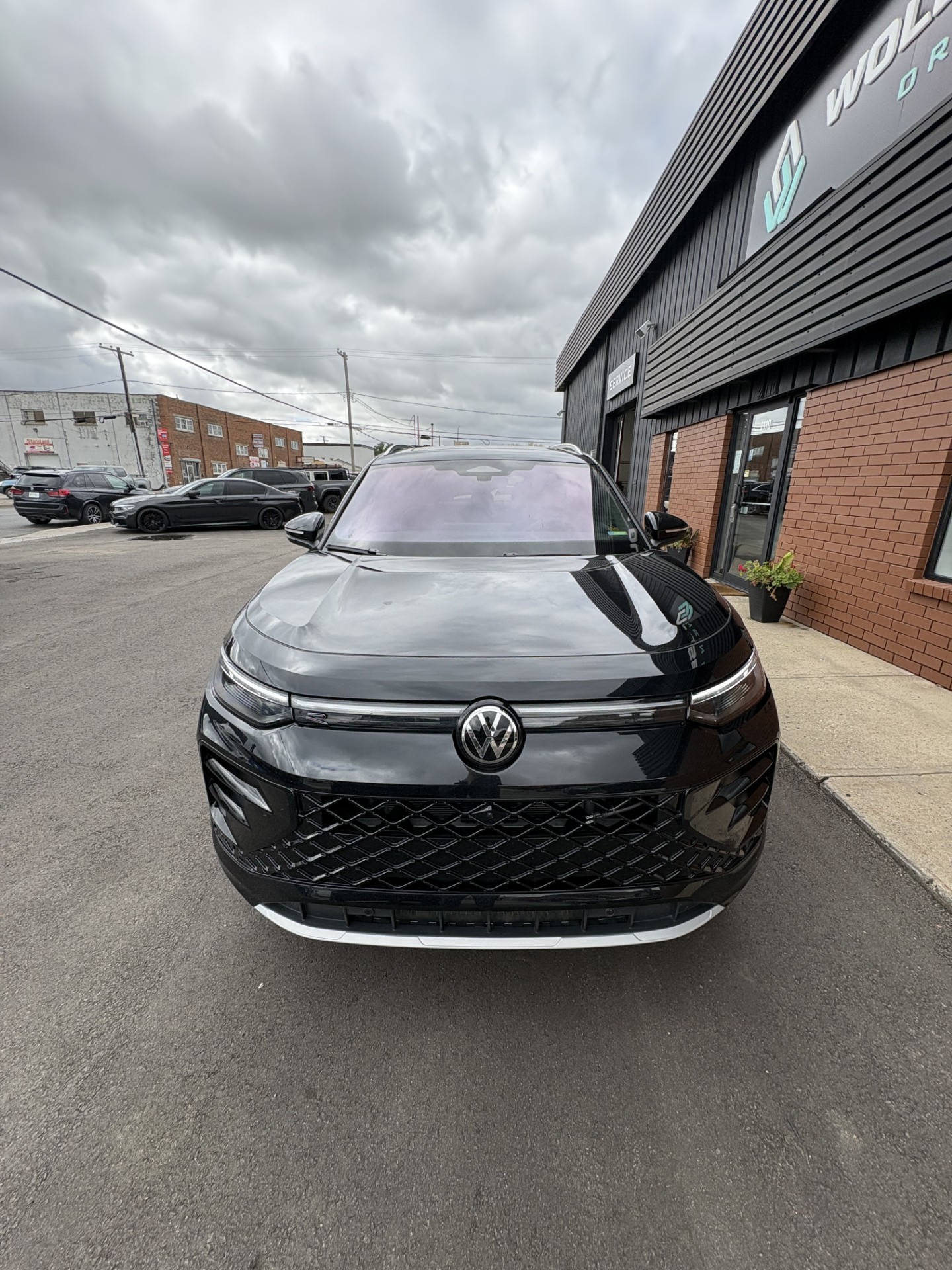 2025 VOLKSWAGEN Tiguan — photo 12
