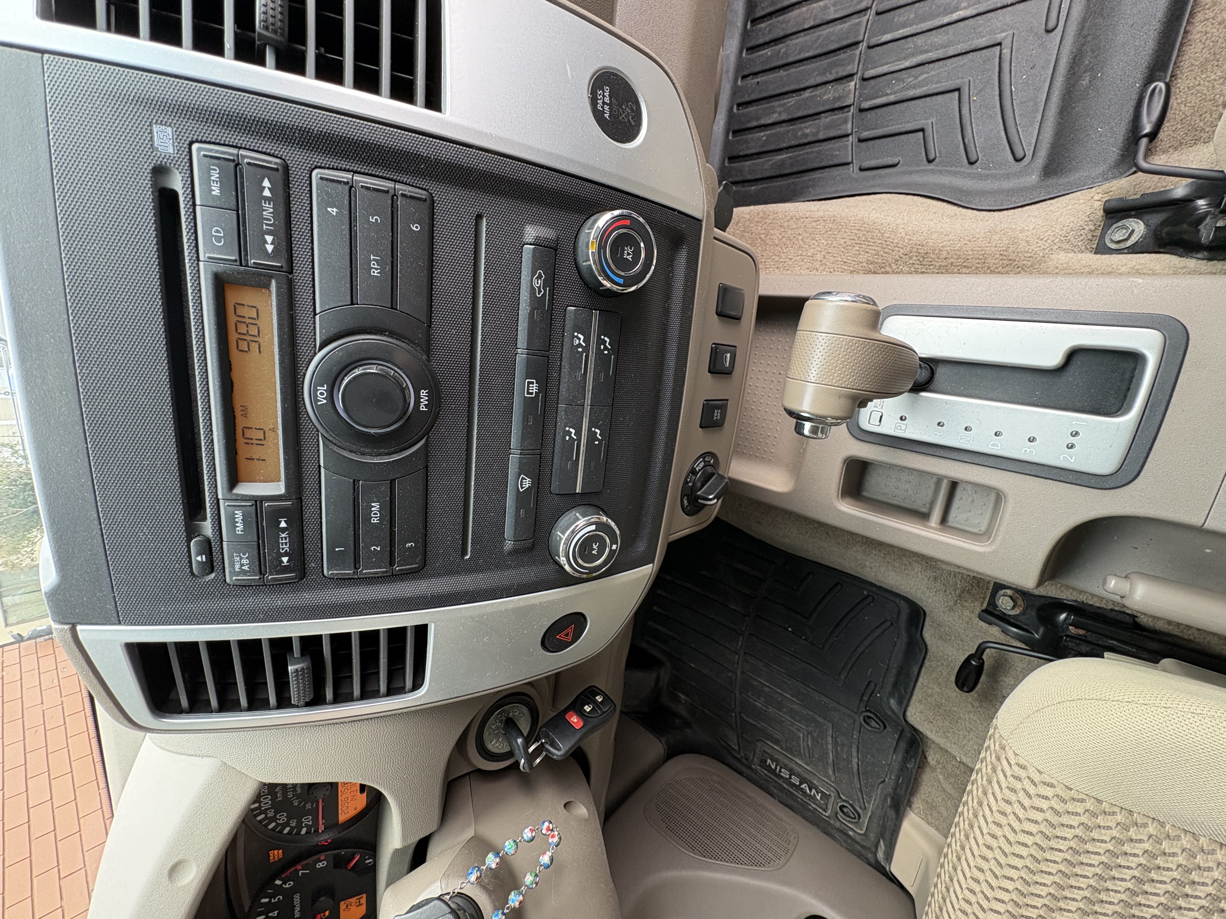 2011 Nissan Frontier — photo 13
