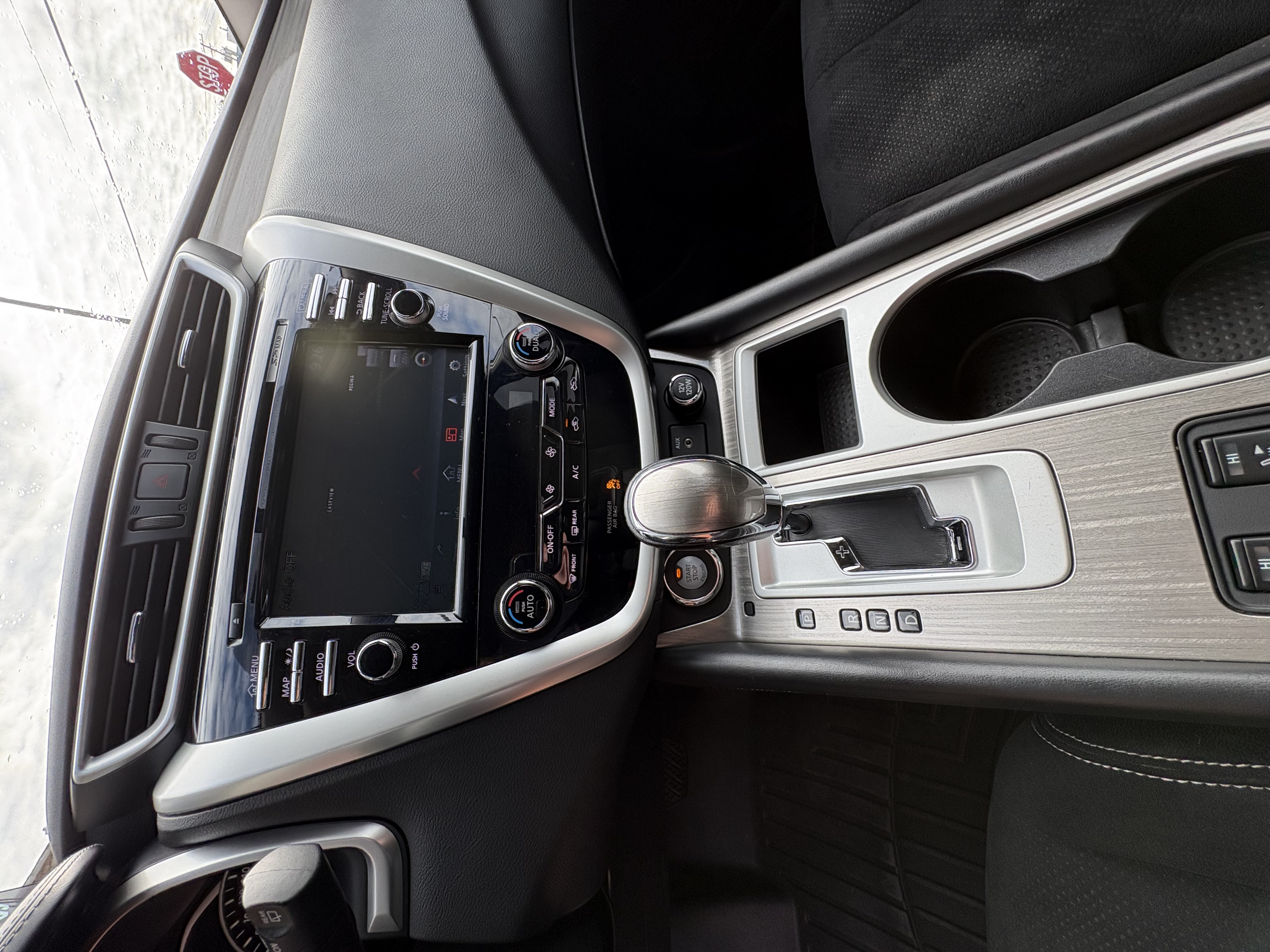 2018 NISSAN Murano — photo 12